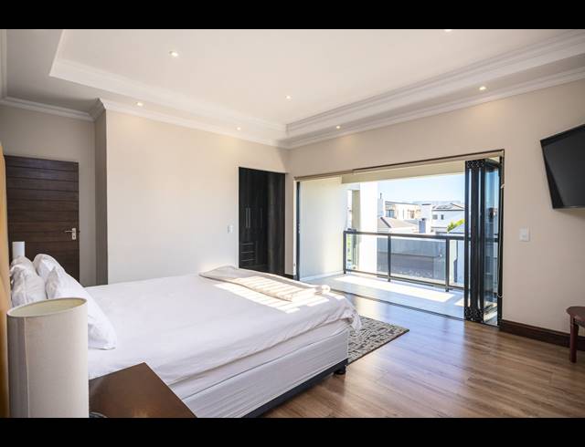 5 BEDROOM HOUSE TO LET IN PARKLANDS NORTH